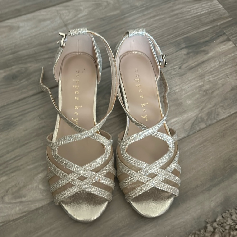 Copper Key Little Kid Size 3M Gold Dress Shoes